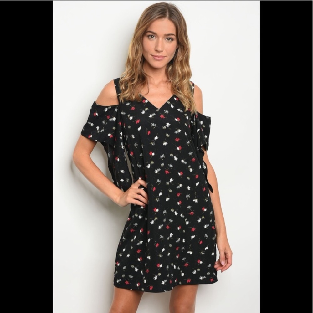 Black floral cold shoulder mini